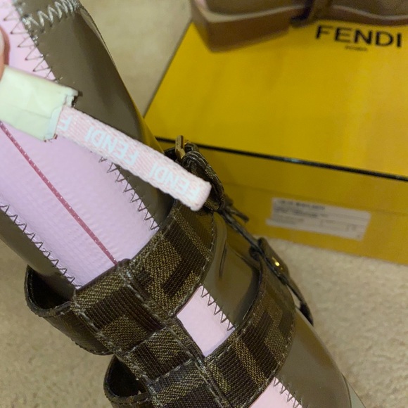 FENDI NEOPRENE BOOTS - Picture 12 of 12